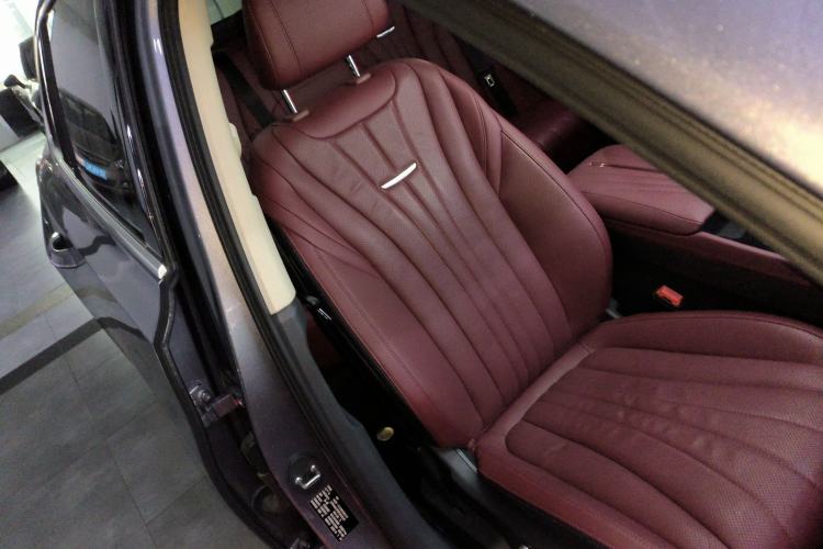 Used Hongqi H5 2023 2.0T Automatic Smart Connect Flagship Edition Right Front Seat