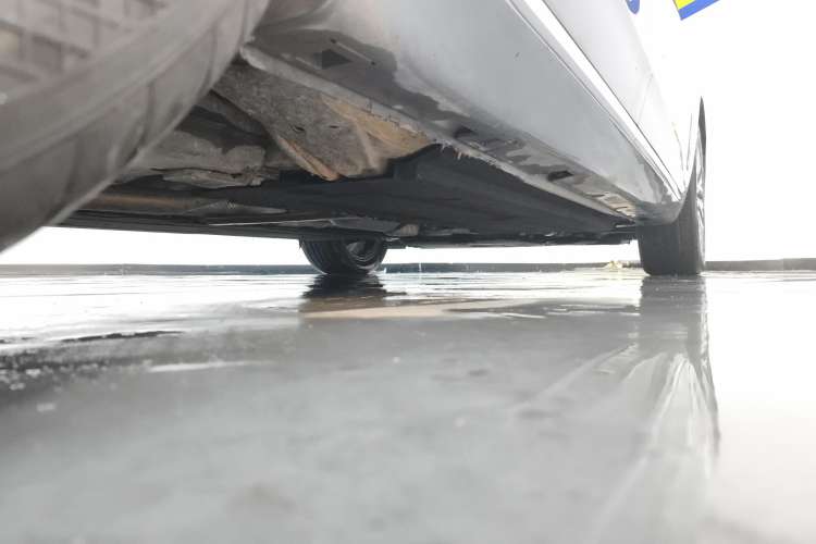 Used Hongqi H5 2023 1.5T HEV Smart Connect Flagship Edition Right Side Sill