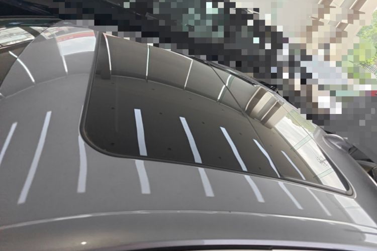 Used Hongqi H5 2023 1.5T DCT Smart Connect Flagship Edition Roof