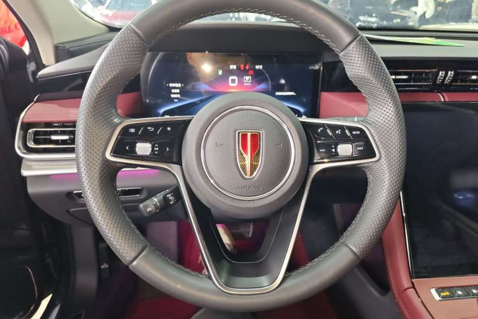 Used Hongqi H5 2023 2.0T Automatic Smart Connect Flagship Edition Steering Wheel