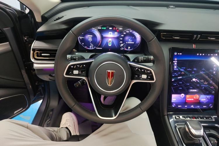 Used Hongqi H5 2023 2.0T Automatic Smart Connect Flagship Edition Steering Wheel