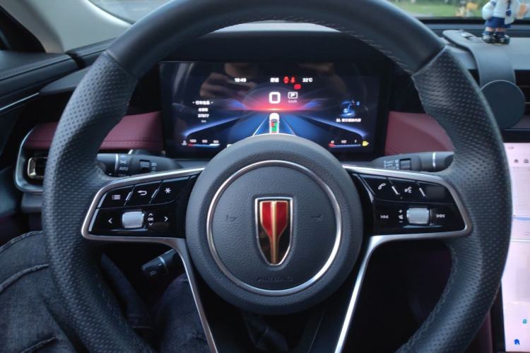 Used Hongqi H5 2023 2.0T Automatic Smart Connect Flagship Edition Steering Wheel