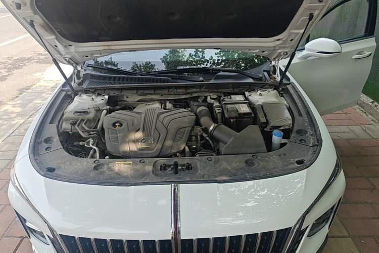 Used Hongqi H5 2023 2.0T Automatic Smart Connect Flagship Edition Engine Bay