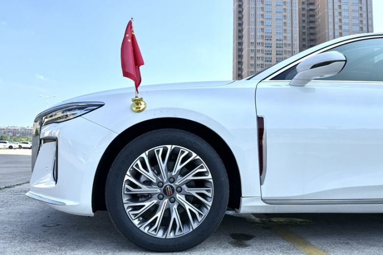 Used Hongqi H5 2023 1.5T HEV Smart Connect Flagship Edition Exterior 6