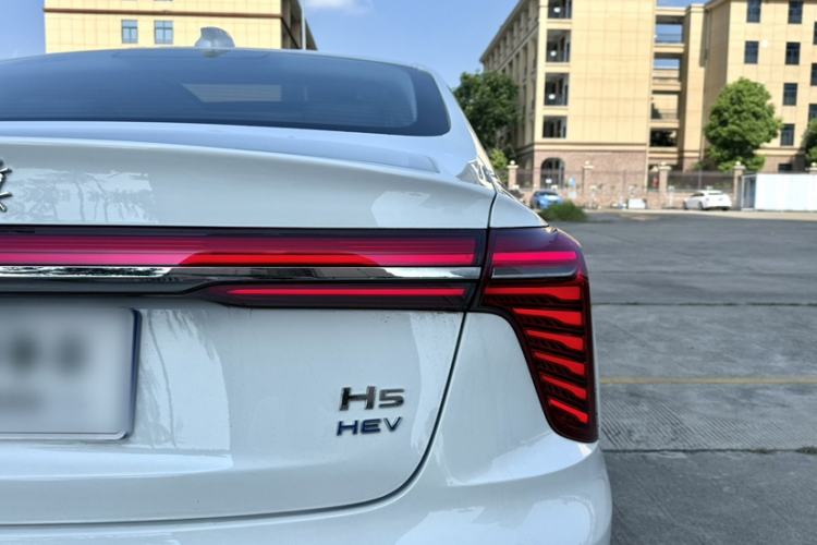 Used Hongqi H5 2023 1.5T HEV Smart Connect Flagship Edition Exterior 9