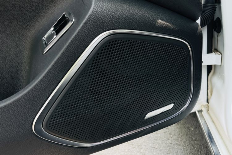 Used Hongqi H5 2023 2.0T Automatic Smart Connect Flagship Edition Interior 9