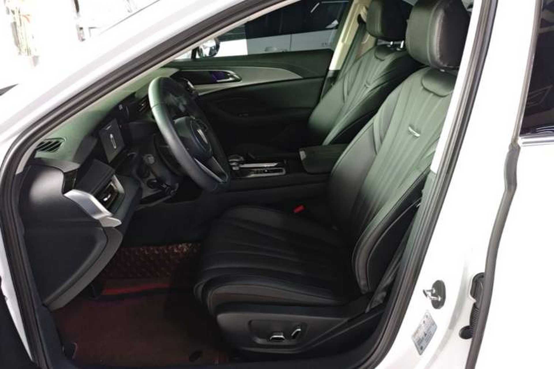 Used Hongqi H5 2023 1.5T DCT Smart Connect Flagship Edition Left Front Seat
