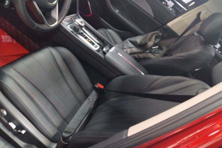 Used Hongqi H5 2023 1.5T HEV Smart Connect Flagship Edition Left Front Seat