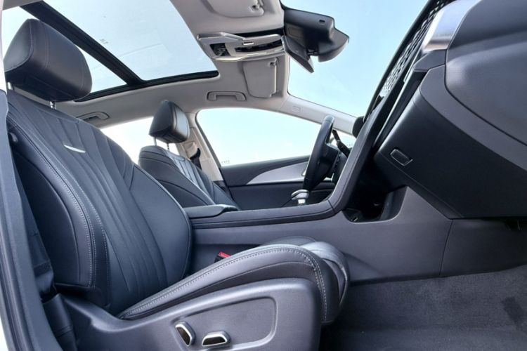 Used Hongqi H5 2023 1.5T HEV Smart Connect Flagship Edition Left Front Seat