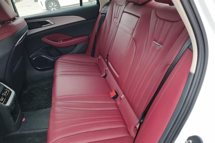 Used Hongqi H5 2023 1.5T DCT Smart Connect Flagship Edition Left Rear Seat