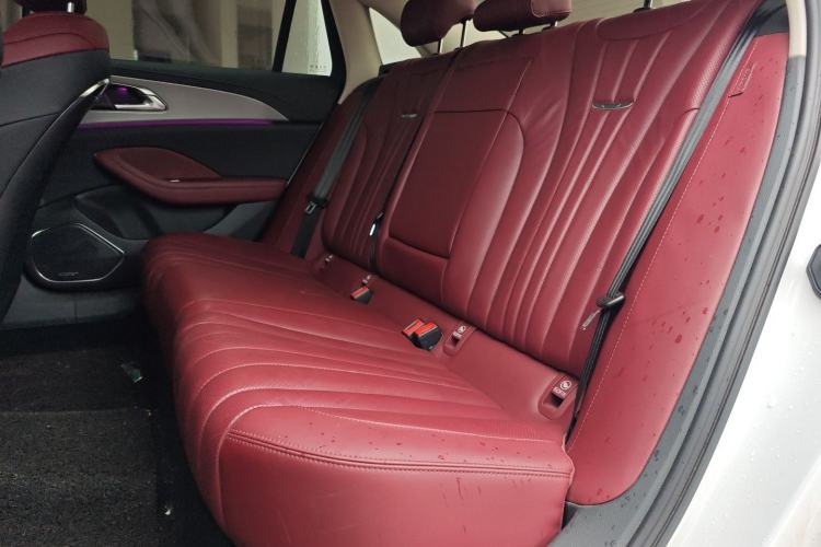 Used Hongqi H5 2023 2.0T Automatic Smart Connect Flagship Edition Left Rear Seat