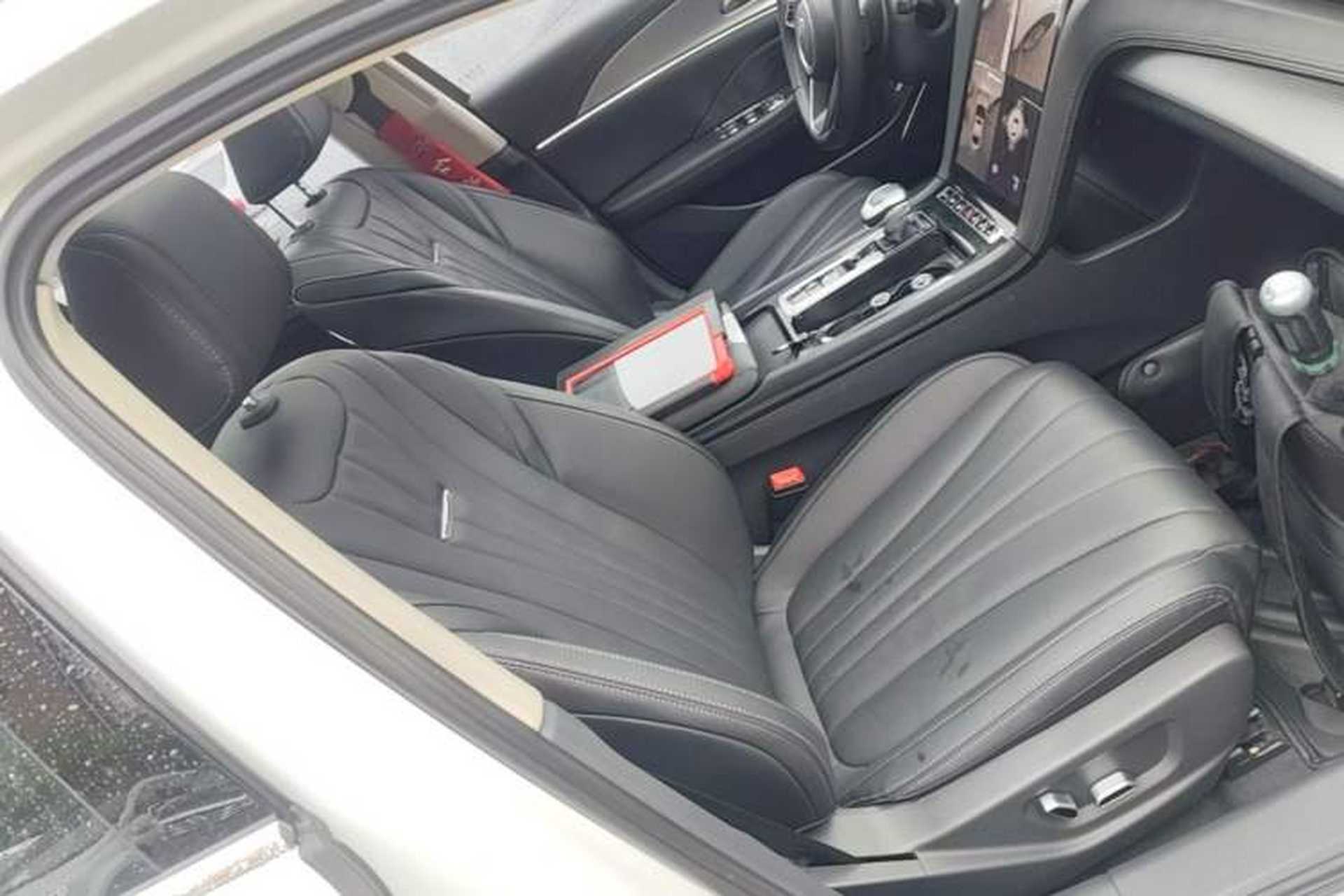 Used Hongqi H5 2023 1.5T DCT Smart Connect Flagship Edition Right Front Seat