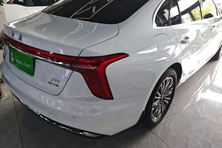 Used Hongqi H5 2023 1.5T DCT Smart Connect Flagship Edition Right Rear Taillight