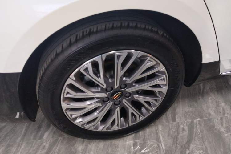 Used Hongqi H5 2023 1.5T HEV Smart Connect Flagship Edition Right Rear Wheel Hub
