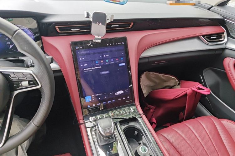 Used Hongqi H5 2024 2.0T Automatic Smart Connect Flagship Edition Audio And AC Panel