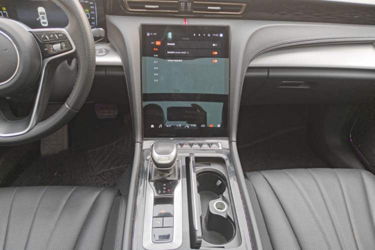 Used Hongqi H5 2024 1.5T DCT Smart Connect Flagship Edition Audio And AC Panel