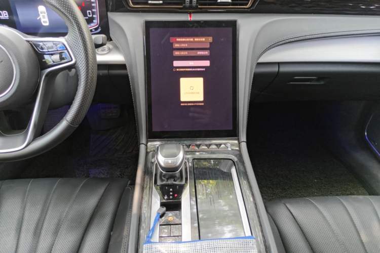 Used Hongqi H5 2024 1.5T DCT Smart Connect Flagship Edition Audio And AC Panel