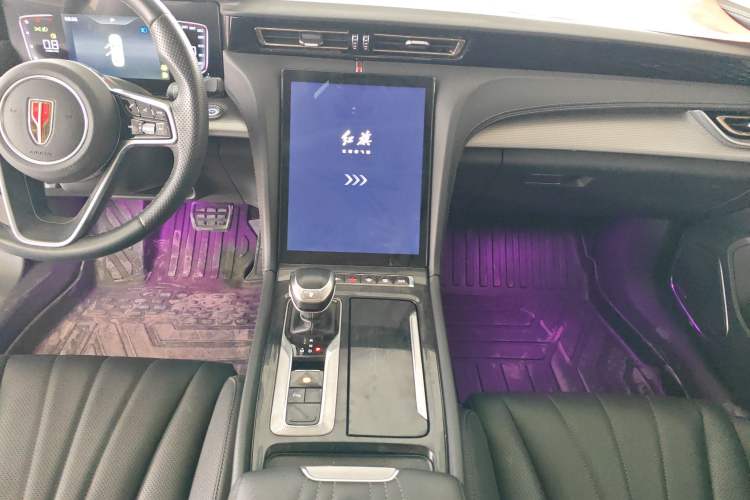 Used Hongqi H5 2024 1.5T DCT Smart Connect Flagship Edition Audio And AC Panel