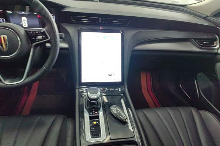 Used Hongqi H5 2024 1.5T DCT Smart Connect Flagship Edition Audio And AC Panel