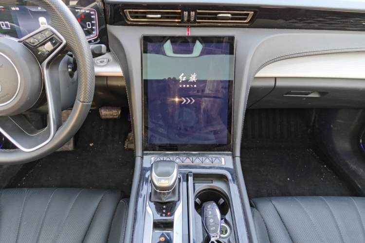 Used Hongqi H5 2024 1.5T DCT Smart Connect Flagship Edition Audio And AC Panel