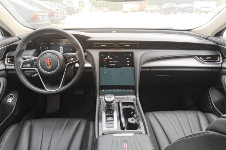 Used Hongqi H5 2024 1.5T DCT Smart Connect Flagship Edition Center Console
