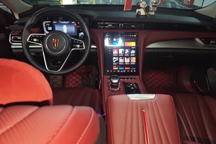 Used Hongqi H5 2024 1.5T DCT Smart Connect Flagship Edition Center Console