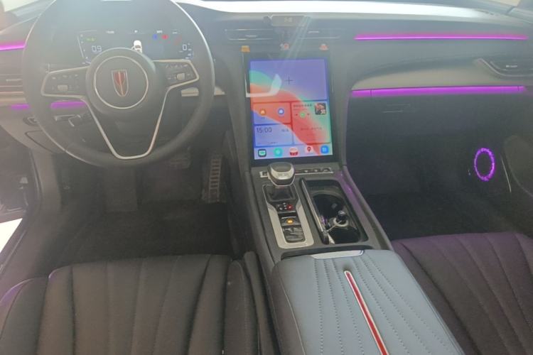 Used Hongqi H5 2024 1.5T DCT Smart Connect Flagship Edition Center Console