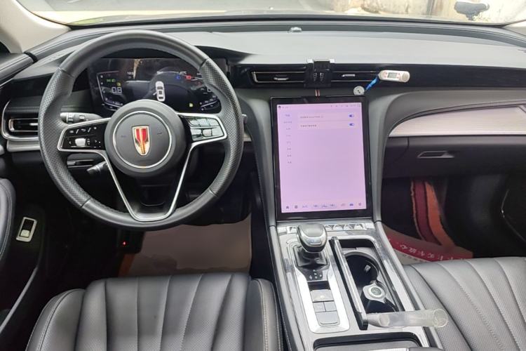 Used Hongqi H5 2024 1.5T DCT Smart Connect Flagship Edition Center Console