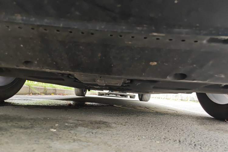Used Hongqi H5 2024 2.0T Automatic Smart Connect Flagship Edition Chassis Front