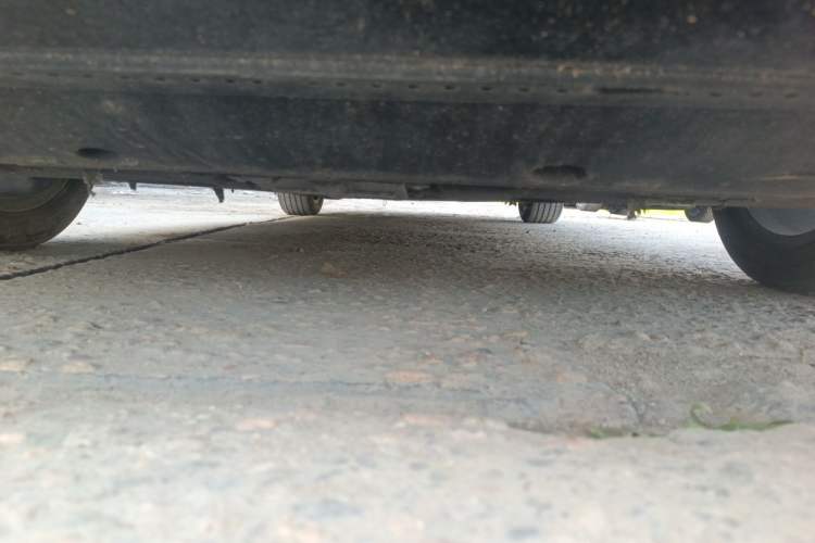 Used Hongqi H5 2024 2.0T Automatic Smart Connect Flagship Edition Chassis Front