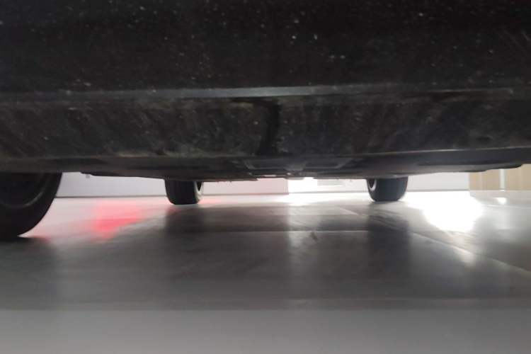 Used Hongqi H5 2024 2.0T Automatic Smart Connect Flagship Edition Chassis Front