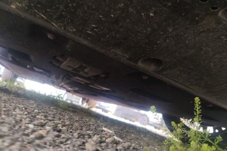 Used Hongqi H5 2024 1.5T DCT Smart Connect Flagship Edition Chassis Front