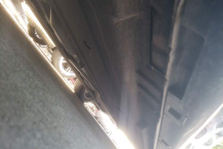 Used Hongqi H5 2024 1.5T DCT Smart Connect Flagship Edition Chassis Front Left