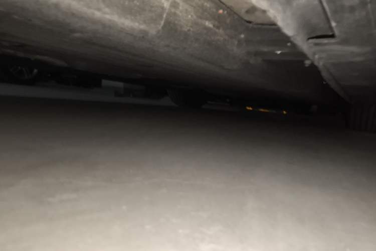 Used Hongqi H5 2024 1.5T DCT Smart Connect Flagship Edition Chassis Front Left
