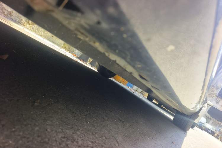 Used Hongqi H5 2024 2.0T Automatic Smart Connect Flagship Edition Chassis Front Left
