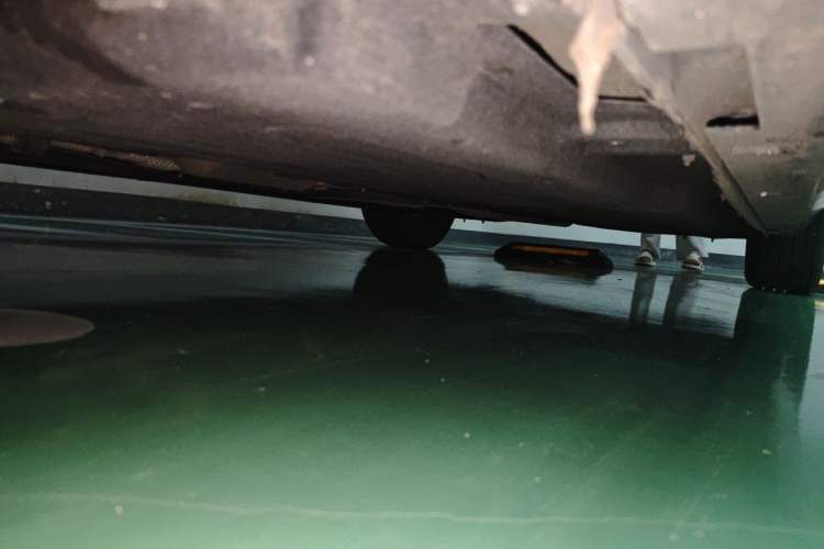 Used Hongqi H5 2024 1.5T DCT Smart Connect Flagship Edition Chassis Front Left