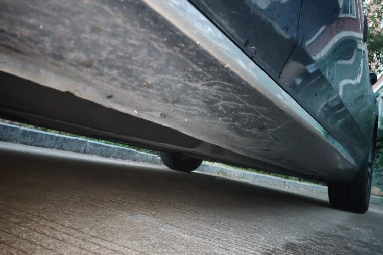 Used Hongqi H5 2024 2.0T Automatic Smart Connect Flagship Edition Chassis Front Left