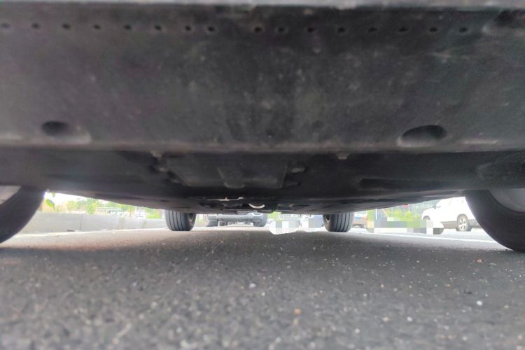 Used Hongqi H5 2024 2.0T Automatic Smart Connect Flagship Edition Chassis Front