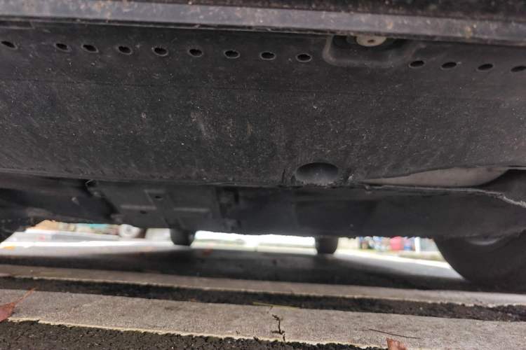 Used Hongqi H5 2024 2.0T Automatic Smart Connect Flagship Edition Chassis Front