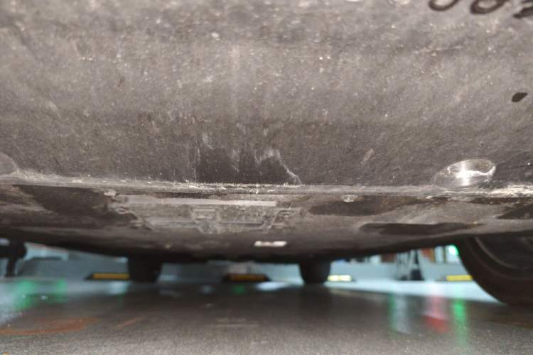 Used Hongqi H5 2024 2.0T Automatic Smart Connect Flagship Edition Chassis Front