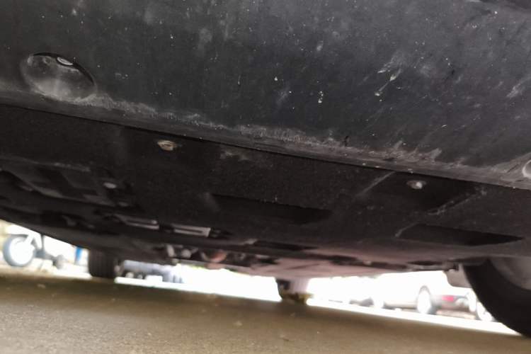 Used Hongqi H5 2024 1.5T DCT Smart Connect Flagship Edition Chassis Front