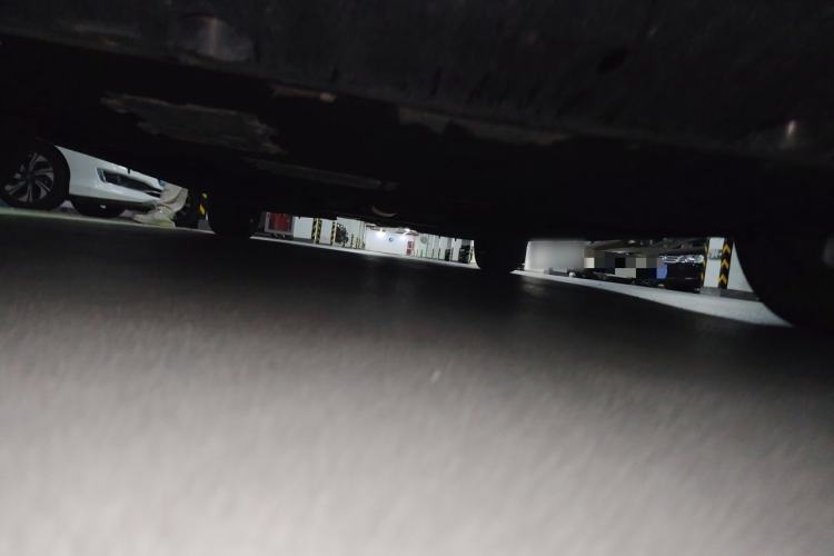 Used Hongqi H5 2024 1.5T DCT Smart Connect Flagship Edition Chassis Front