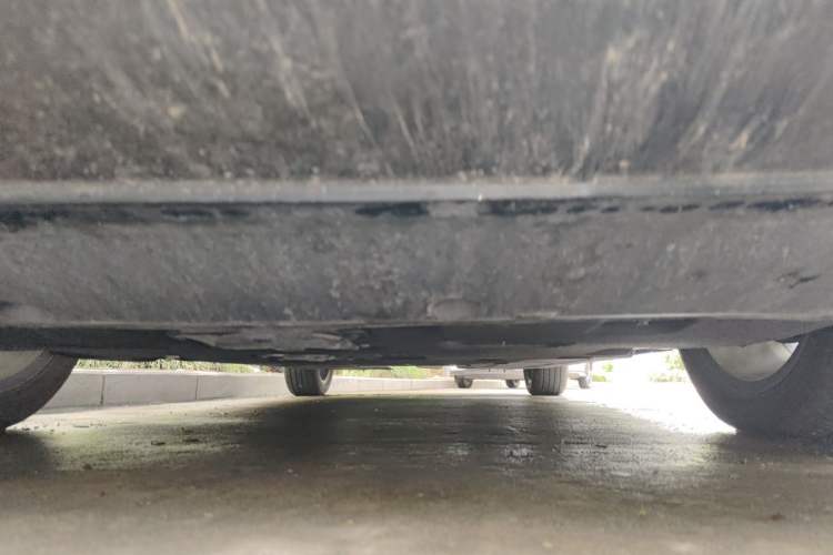 Used Hongqi H5 2024 2.0T Automatic Smart Connect Flagship Edition Chassis Front