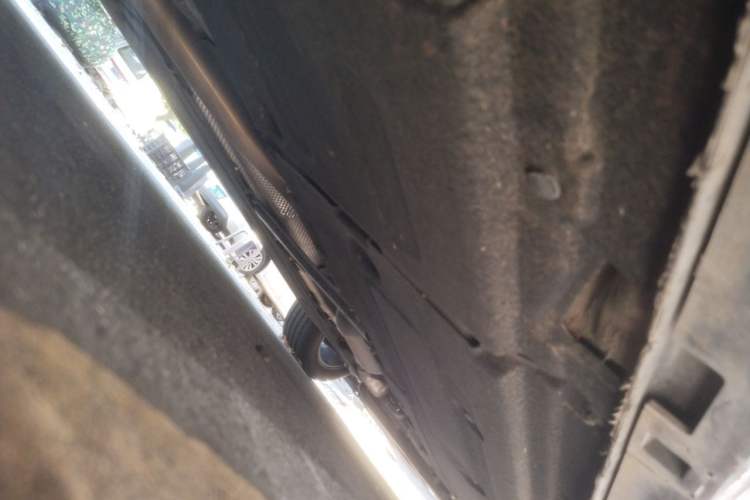 Used Hongqi H5 2024 1.5T DCT Smart Connect Flagship Edition Chassis Rear