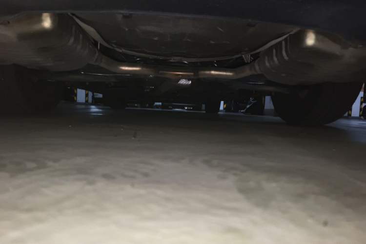 Used Hongqi H5 2024 2.0T Automatic Smart Connect Flagship Edition Chassis Rear