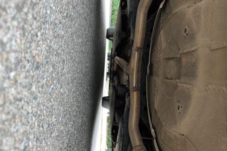Used Hongqi H5 2024 2.0T Automatic Smart Connect Flagship Edition Chassis Rear