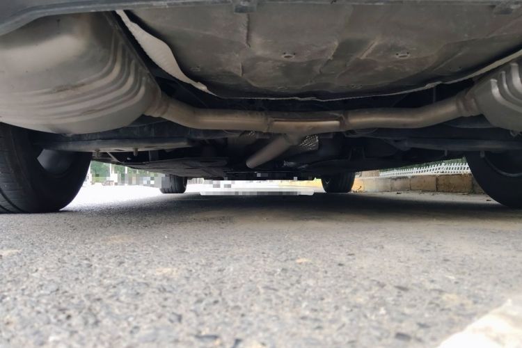 Used Hongqi H5 2024 1.5T DCT Smart Connect Flagship Edition Chassis Rear