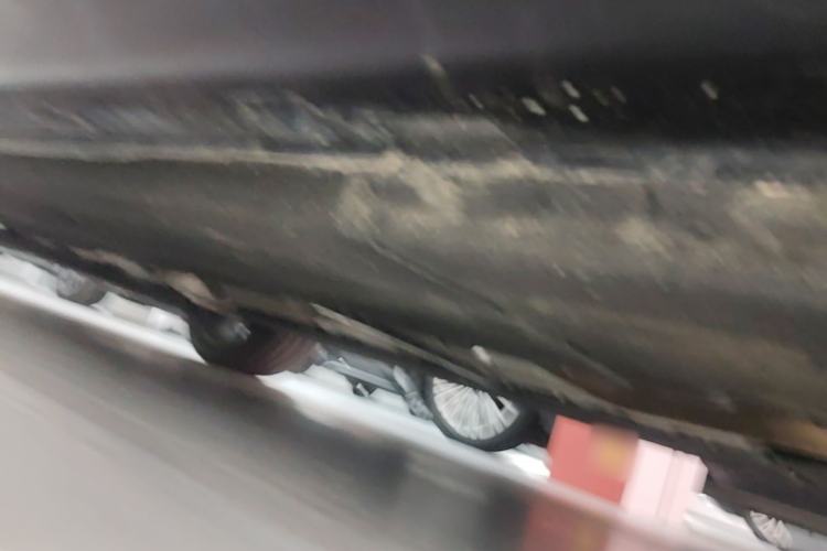 Used Hongqi H5 2024 2.0T Automatic Smart Connect Flagship Edition Chassis Rear Left