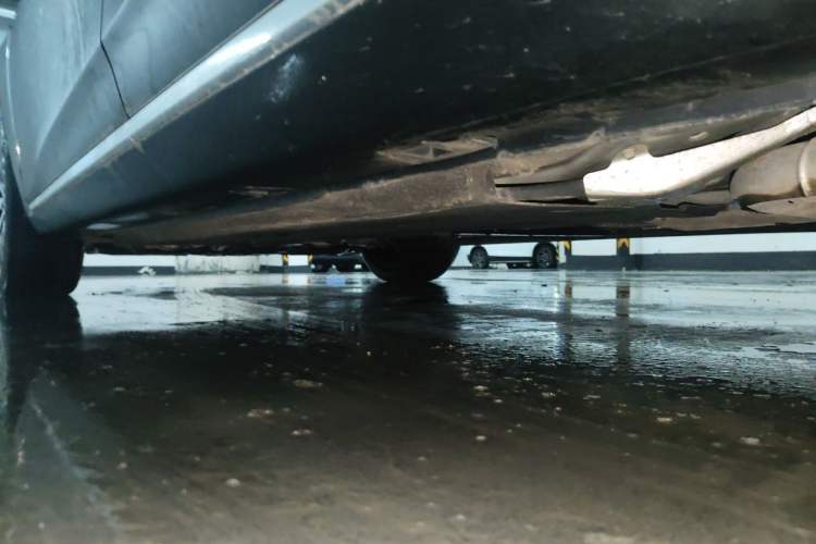 Used Hongqi H5 2024 1.5T HEV Smart Connect Flagship Edition Chassis Rear Left