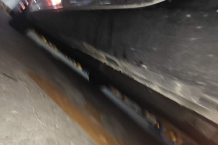 Used Hongqi H5 2024 2.0T Automatic Smart Connect Flagship Edition Chassis Rear Left